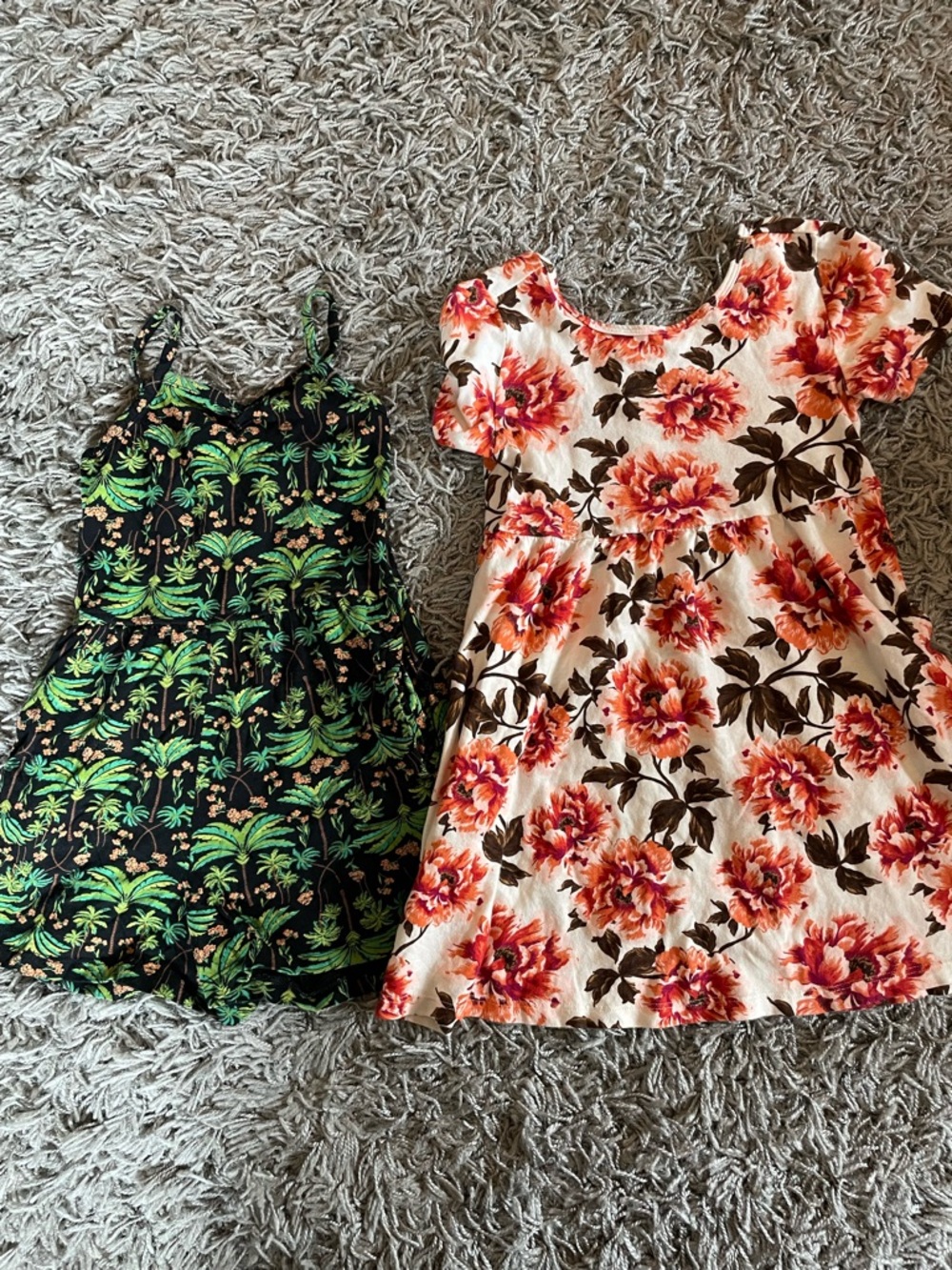 Old Navy Floral Pink & Green Tropical  Girls' Summer Dress & Romper Size S (6-7)